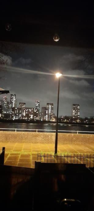 ロンドンSeaviewアパートメント エクステリア 写真
